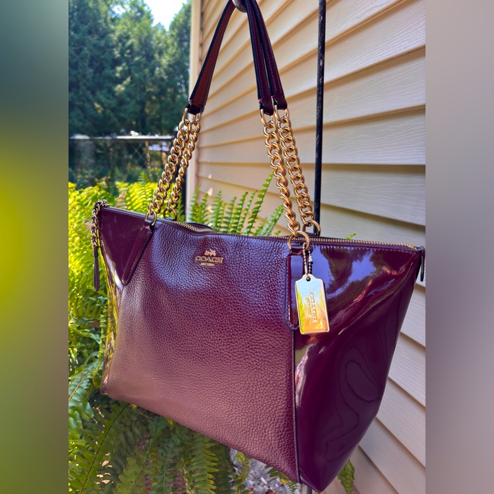 COACH Burgundy Ava Chain Tote with Gold Hardware EUC - Picture 1 of 15